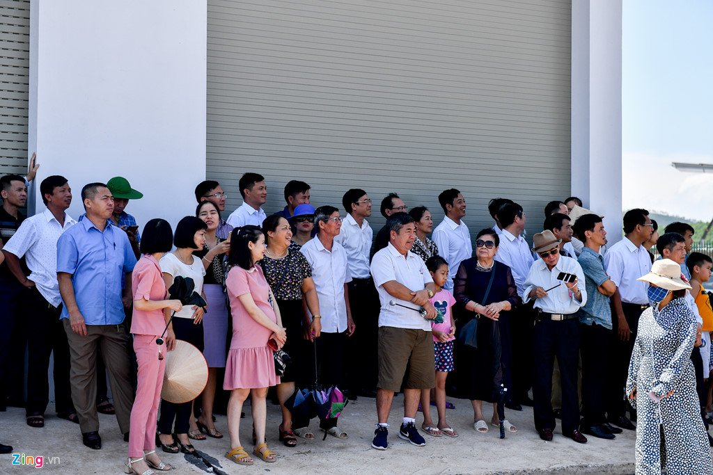 Chuyến bay đầu tiên hạ cánh ở nhà ga hàng không Vân Đồn