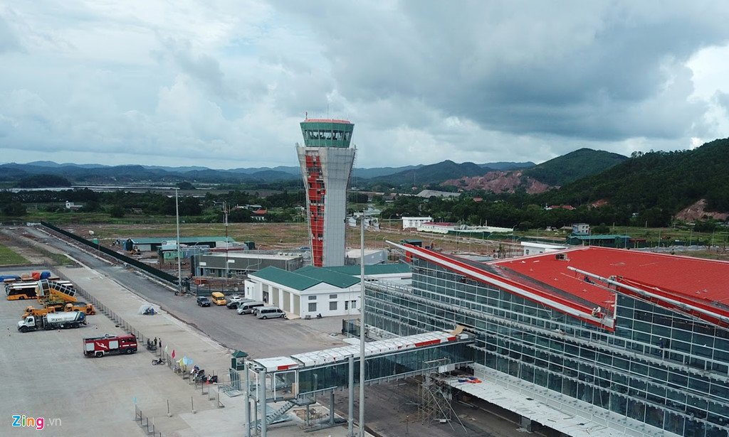 Chuyến bay đầu tiên hạ cánh ở nhà ga hàng không Vân Đồn