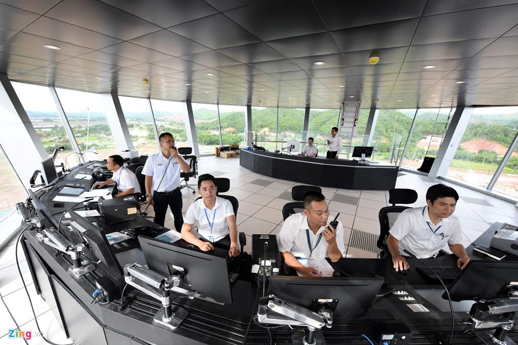 Chuyến bay đầu tiên hạ cánh ở nhà ga hàng không Vân Đồn