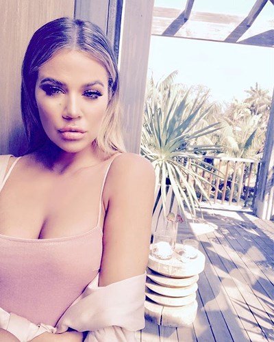 Những bức ảnh gợi cảm nhất của cô đào Khloe Kardashian trên Instagram