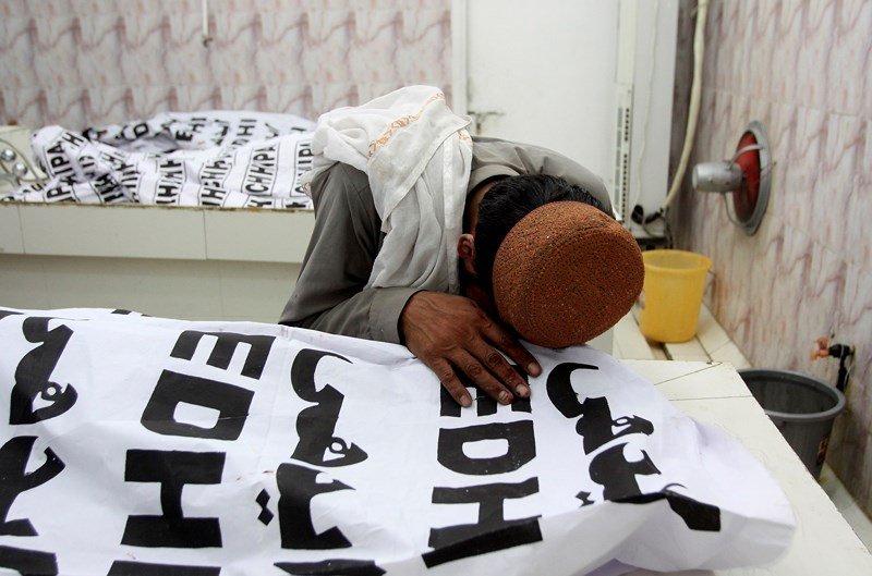 Đánh bom kinh hoàng ở Pakistan, 132 người chết