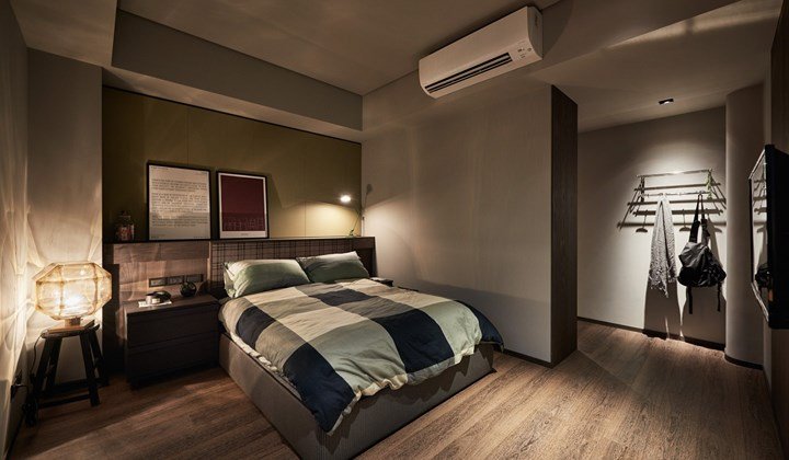 Nội thất bằng gỗ trong căn hộ của đôi vợ chồng trẻ
