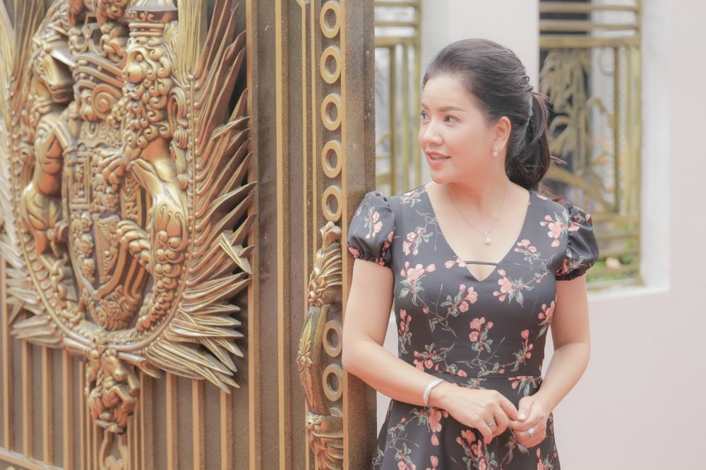 ngoc-trinh-mui-ngo-gai-lan-dau-tien-dong-phim-dien-anh-sau-thoi-gian-dai-dinh-kien-tung