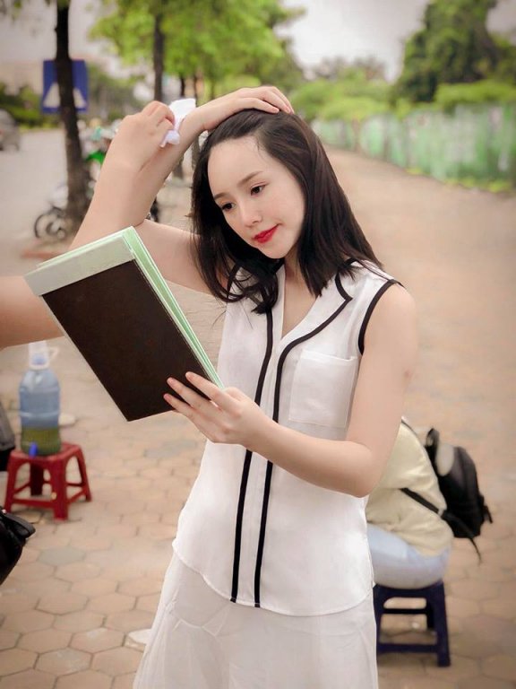 quynh-bup-be-dung-phat-song-khi-nhung-vai-dien-duoc-mong-doi-nhat-nay-con-chua-kip-xuat-hien