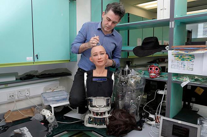 robot sophia