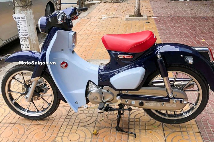 Honda Super Cub C125 bản đặc biệt giá chát về Việt Nam