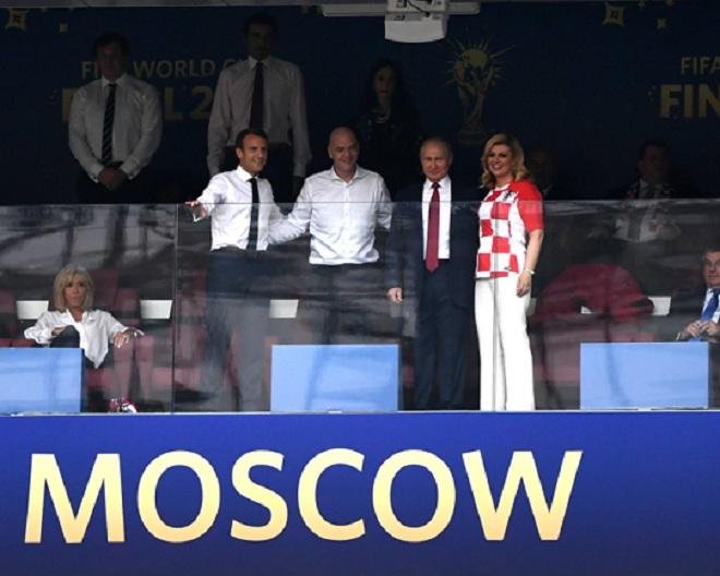 nu-tong-thong-croatia-gay-chu-y-nhat-tran-chung-ket-world-cup-2018-la-ai