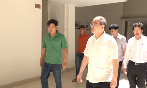Người Thủ Thiêm náo loạn khi ông Nguyễn Thiện Nhân đến thăm