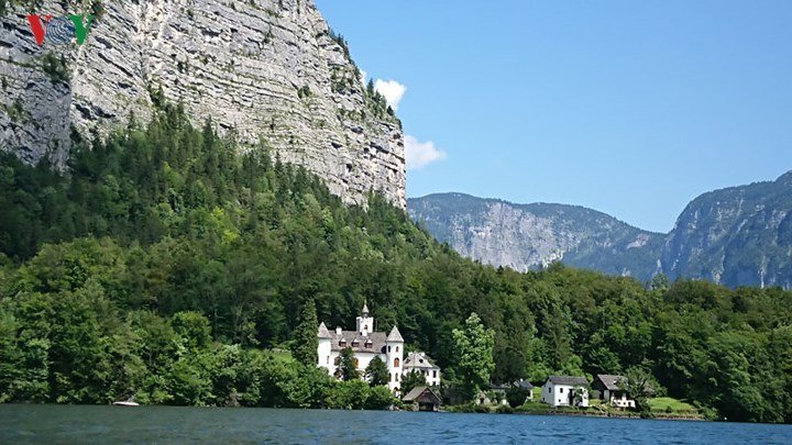 Làng cổ Hallstatt- một điểm du lịch hấp dẫn của nước Áo