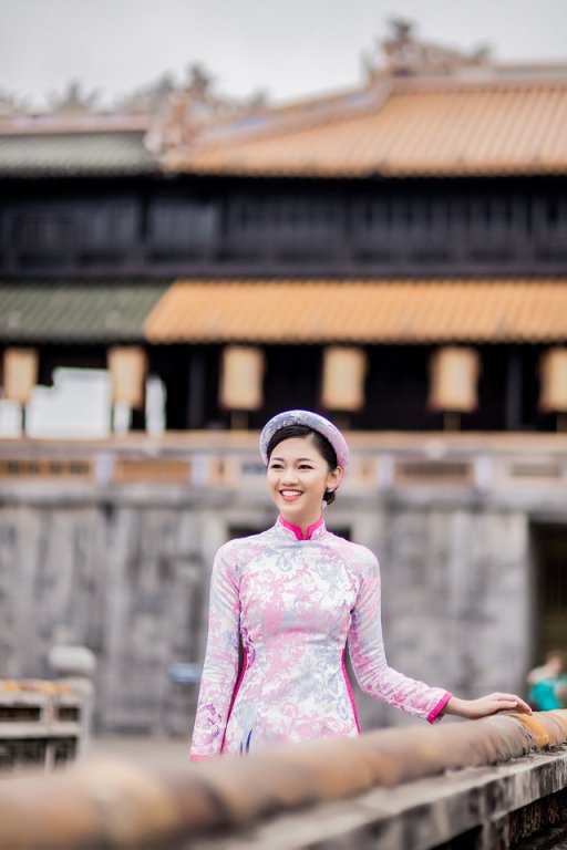 a-hau-thanh-tu-se-dai-dien-viet-nam-tham-du-miss-international-2018
