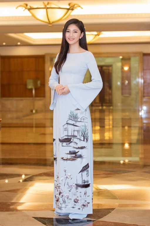 a-hau-thanh-tu-se-dai-dien-viet-nam-tham-du-miss-international-2018