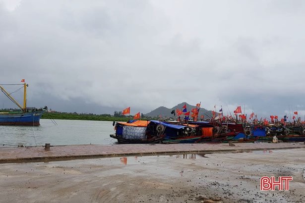 bao-so-3-di-chuyen-toc-do-khung-khiep-thanh-hoa-so-tan-dan-nghe-an-ha-tinh-ngap-lut