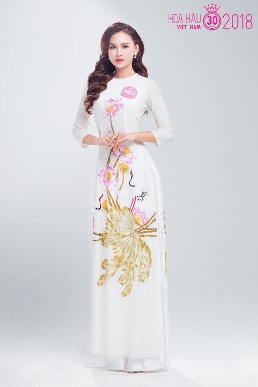 truoc-them-chung-khao-thi-sinh-hoa-hau-viet-nam-2018-phia-bac-dep-diu-dang-trong-ta-ao-dai