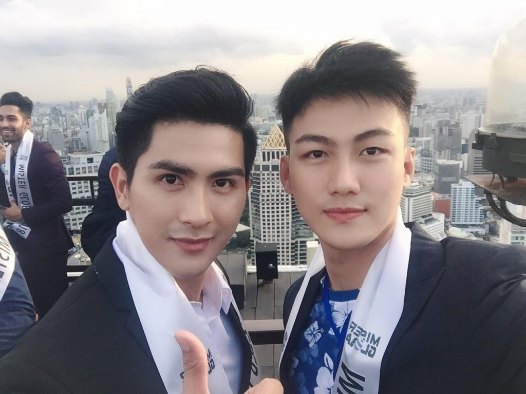 giua-lum-xum-bi-che-6-mui-don-1-mac-trung-kien-dang-so-huu-nhung-loi-the-gi-tai-mister-global-2018