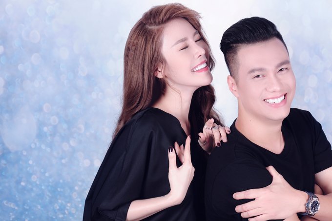 sau-nghi-an-dan-dung-scandal-tinh-cam-que-van-cong-khai-hinh-anh-than-mat-voi-viet-anh