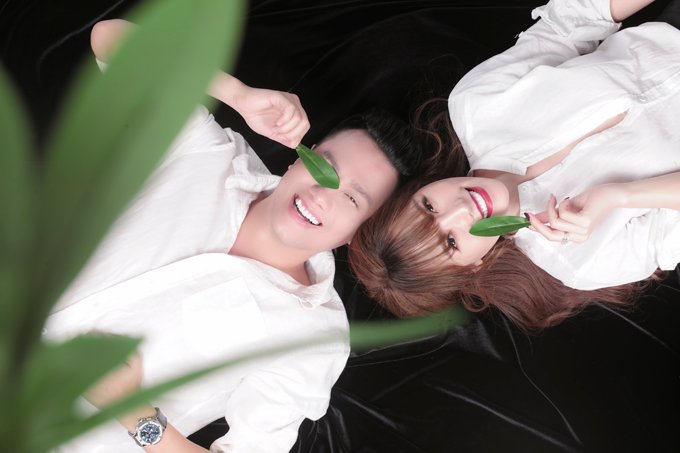 sau-nghi-an-dan-dung-scandal-tinh-cam-que-van-cong-khai-hinh-anh-than-mat-voi-viet-anh