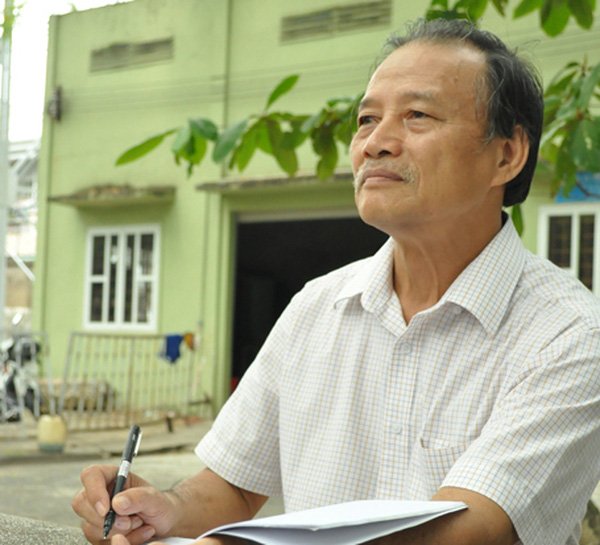 pgsts-nguyen-thien-tong-can-tam-ngung-chuc-vu-nguoi-lien-quan-gian-lan-diem-thi-ha-giang-de-dieu-tra