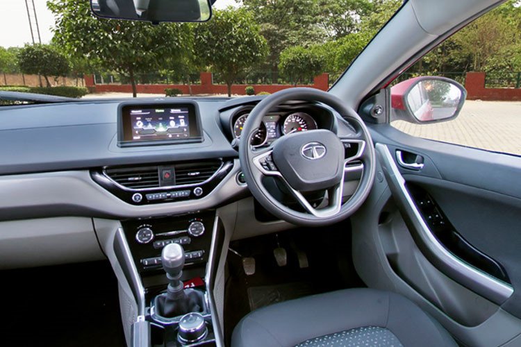 Chi tiết ôtô siêu rẻ Tata Nexon XMA chỉ 251 triệu đồng