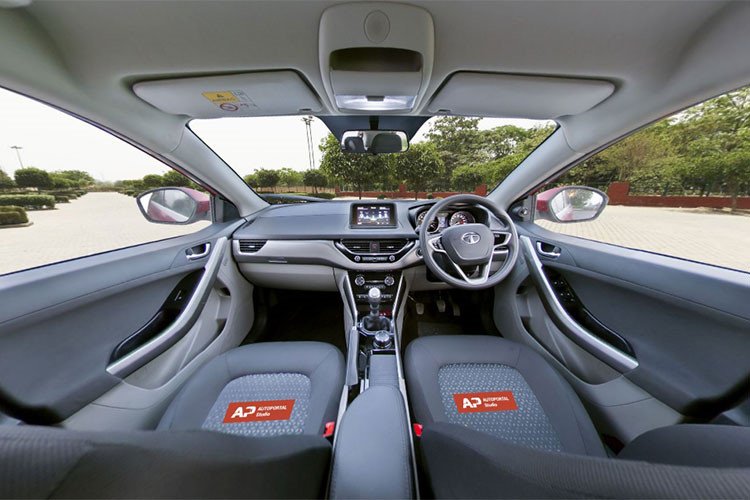 Chi tiết ôtô siêu rẻ Tata Nexon XMA chỉ 251 triệu đồng