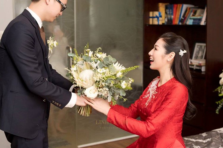 nhung-khoanh-khac-dep-nhu-mo-trong-dam-cuoi-a-hau-tu-anh