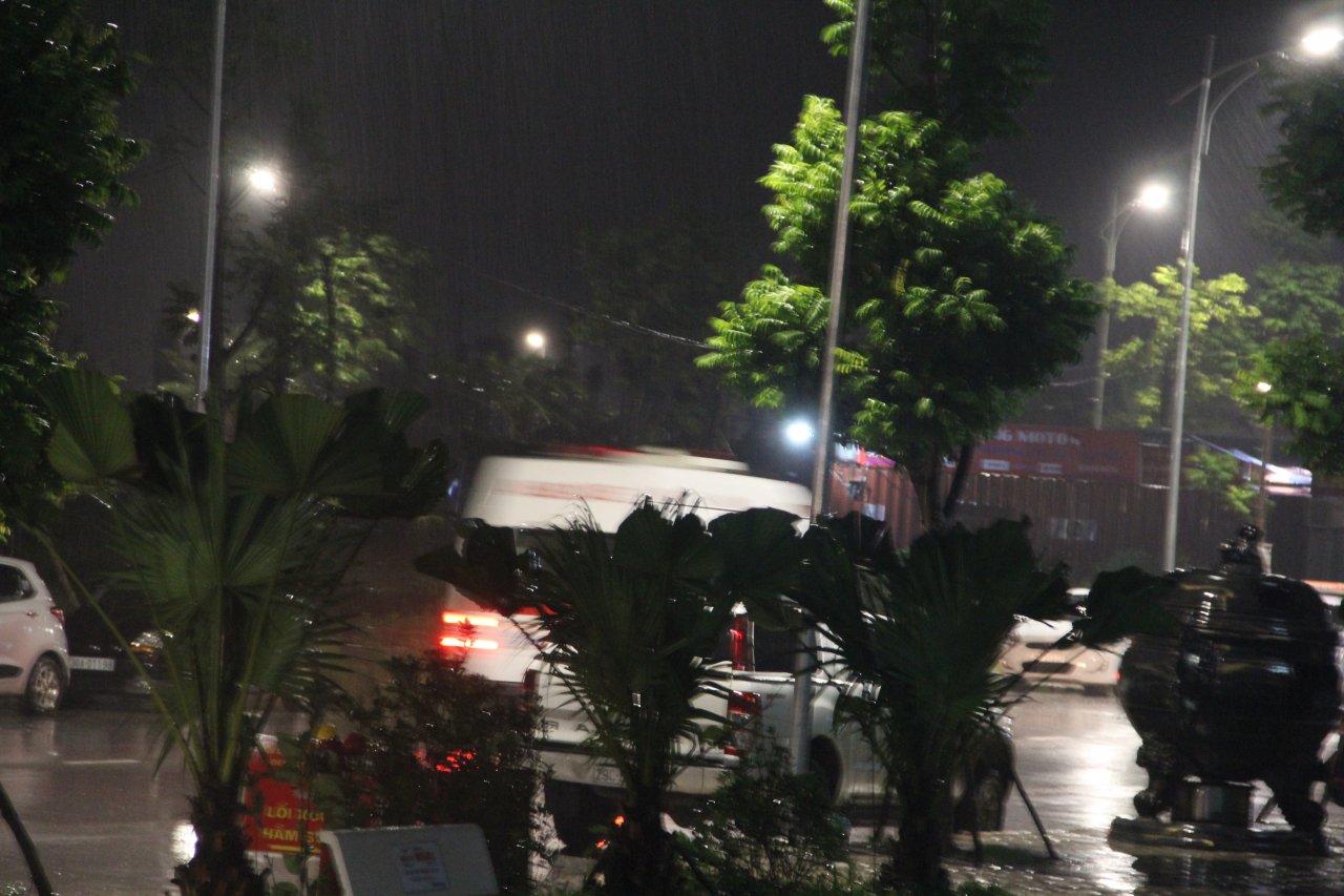 vu-nguoi-me-nghi-bi-tram-cam-sat-hai-con-va-chau-nho-nhan-chung-bang-hoang-ke-lai-giay-phut-phat-hien-dua-tre-tu-vong-trong-phong