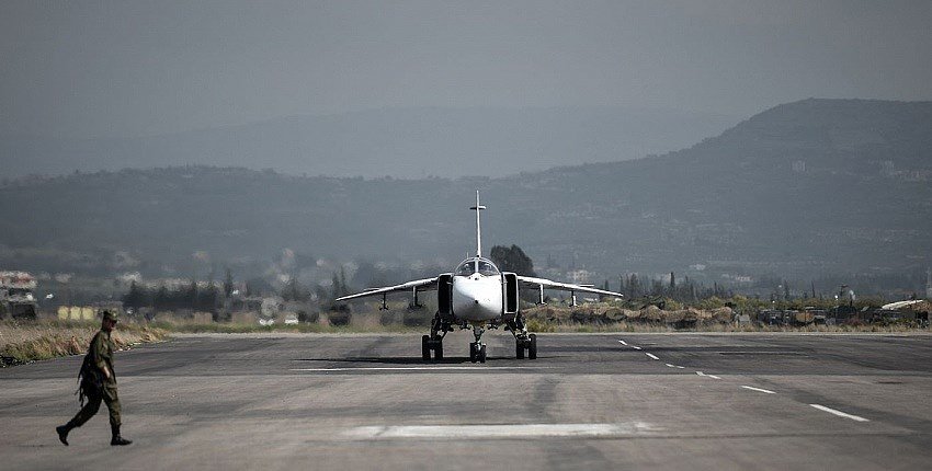 Tổng thống Putin rút chiến đấu cơ khỏi Syria vì sợ sa lầy