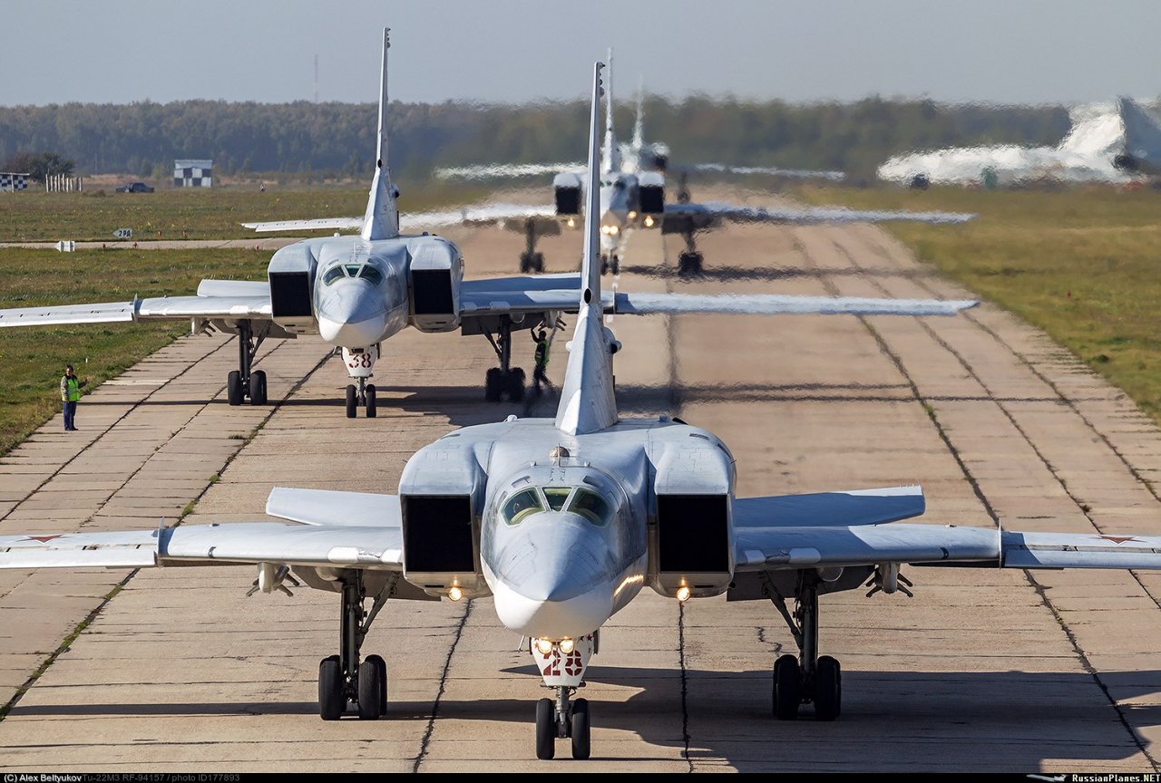 Tổng thống Putin rút chiến đấu cơ khỏi Syria vì sợ sa lầy
