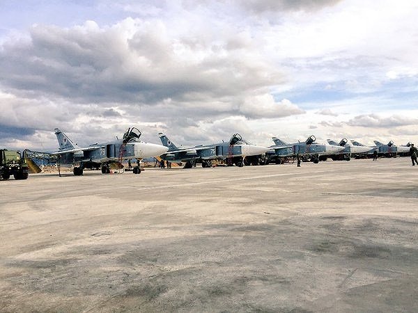 Tổng thống Putin rút chiến đấu cơ khỏi Syria vì sợ sa lầy