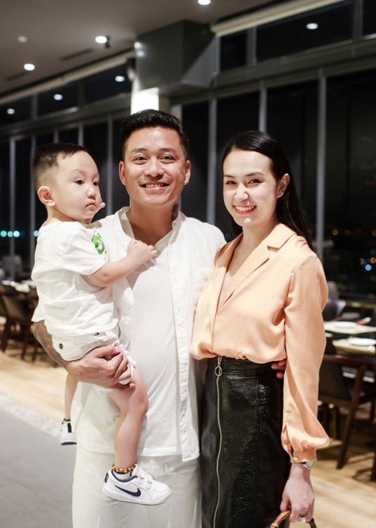 sau-rocker-nguyen-den-luot-tuan-hung-tuc-gian-canh-cao-fanpage-chuyen-hong-chuyen-showbiz