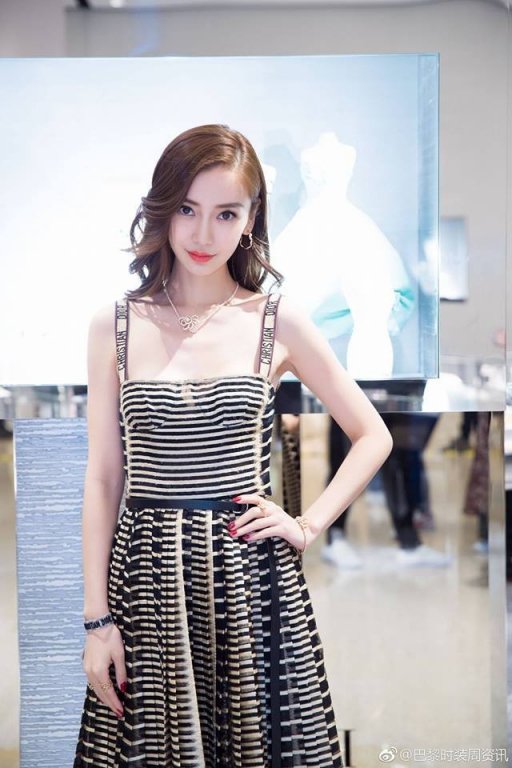 dung-vay-voi-angela-baby-pham-huong-ghi-diem-nho-than-thai-rang-ro-ngot-ngao-tran-day-suc-song
