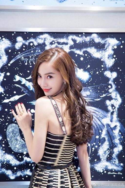dung-vay-voi-angela-baby-pham-huong-ghi-diem-nho-than-thai-rang-ro-ngot-ngao-tran-day-suc-song