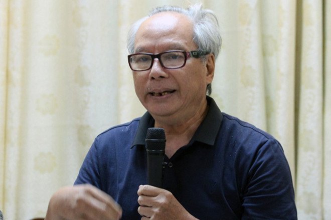 'Bộ trưởng Phùng Xuân Nhạ nên xin lỗi về sai phạm điểm thi'