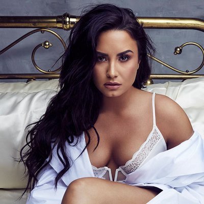 Nữ ca sĩ Demi Lovato nhập viện vì dùng ma túy quá liều