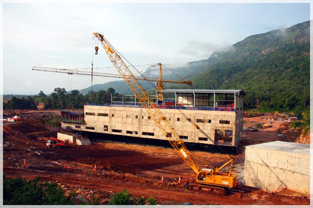 Vỡ đập thủy điện Lào, hàng nghìn người trong cảnh màn trời chiếu đất