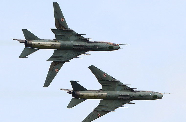 may-bay-su-22-co-tinh-nang-gi-dac-biet