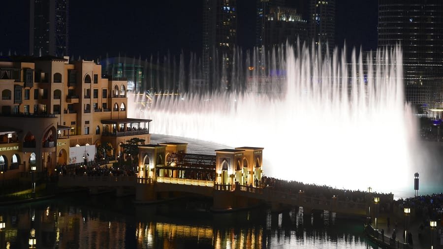 ve-dep-xa-xi-cua-toa-nha-cao-nhat-the-gioi-o-dubai