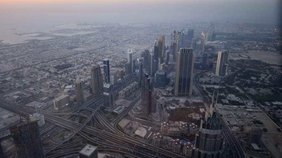 ve-dep-xa-xi-cua-toa-nha-cao-nhat-the-gioi-o-dubai