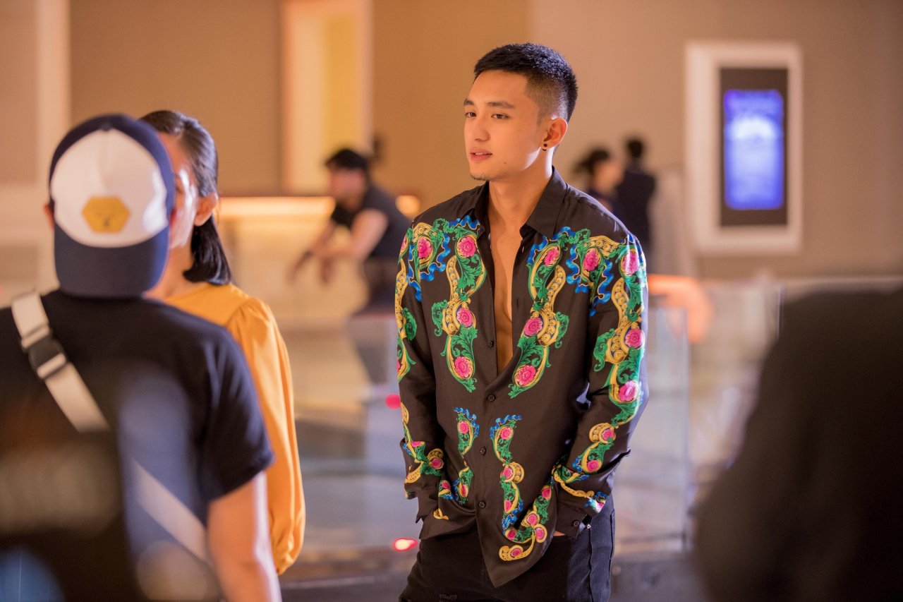 dam-vinh-hung-chinh-thuc-tung-teaser-mv-hello-danh-dau-su-tro-lai-tren-duong-dua-vpop