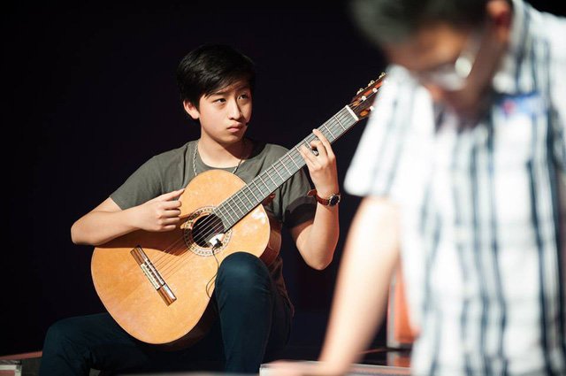 10 học sinh Việt giành học bổng 