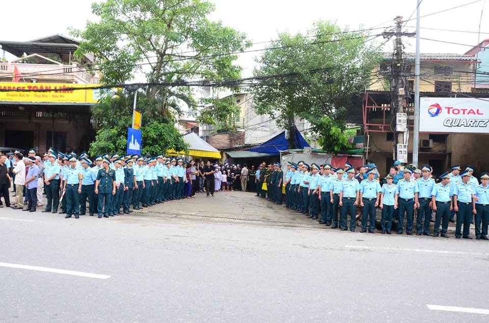son-tay-mua-buon-don-phi-cong-su-22-hy-sinh-ve-dat-me