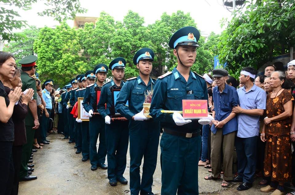 son-tay-mua-buon-don-phi-cong-su-22-hy-sinh-ve-dat-me
