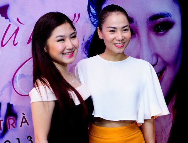 chuyen-cua-sao-buoc-qua-loat-scandal-chan-dong-showbiz-huong-tram-but-pha-ngoan-muc-o-tuoi-23