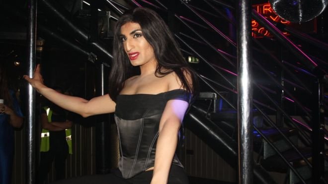 hungama-cau-lac-bo-cua-gioi-lgbt-nam-a-o-london