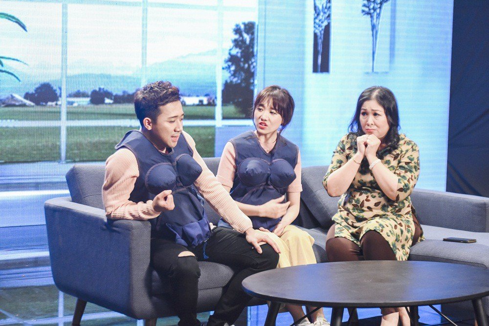 hari-won-lan-dau-lam-mc-chung-voi-tran-thanh-trong-giong-ca-bi-an