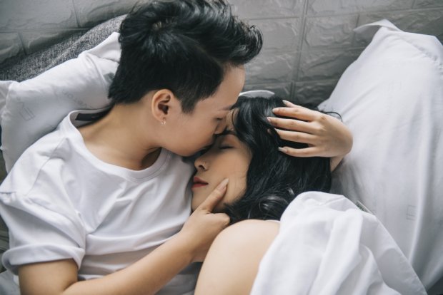 Đằng sau bộ ảnh lãng mạn của cặp đôi đồng tính nữ này là một chuyện tình yêu khá bình yên và giản dị