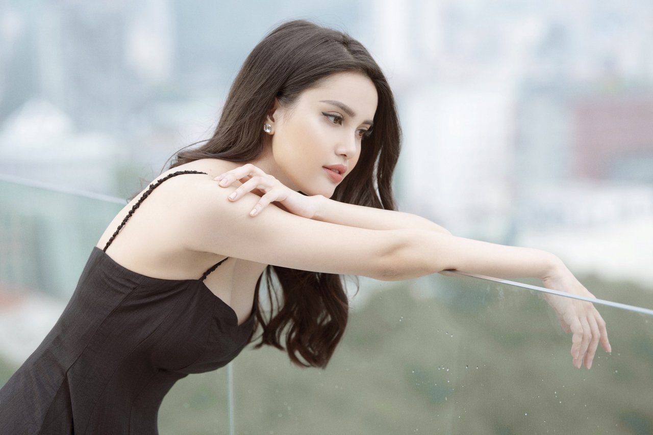 A HAU DIEU THUY (10)
