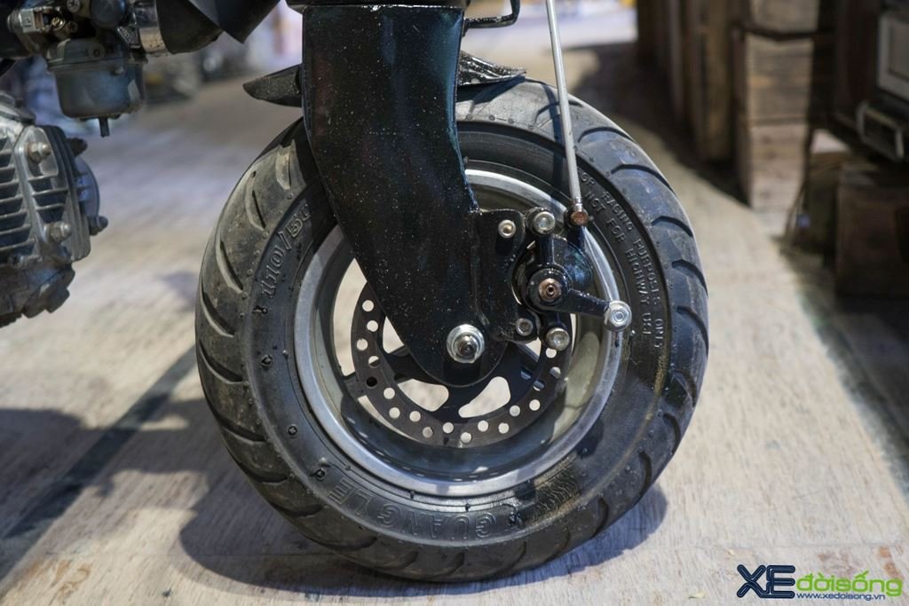 minibike dáng “bò tót” độc nhất Việt Nam của Thạch Nguyễn