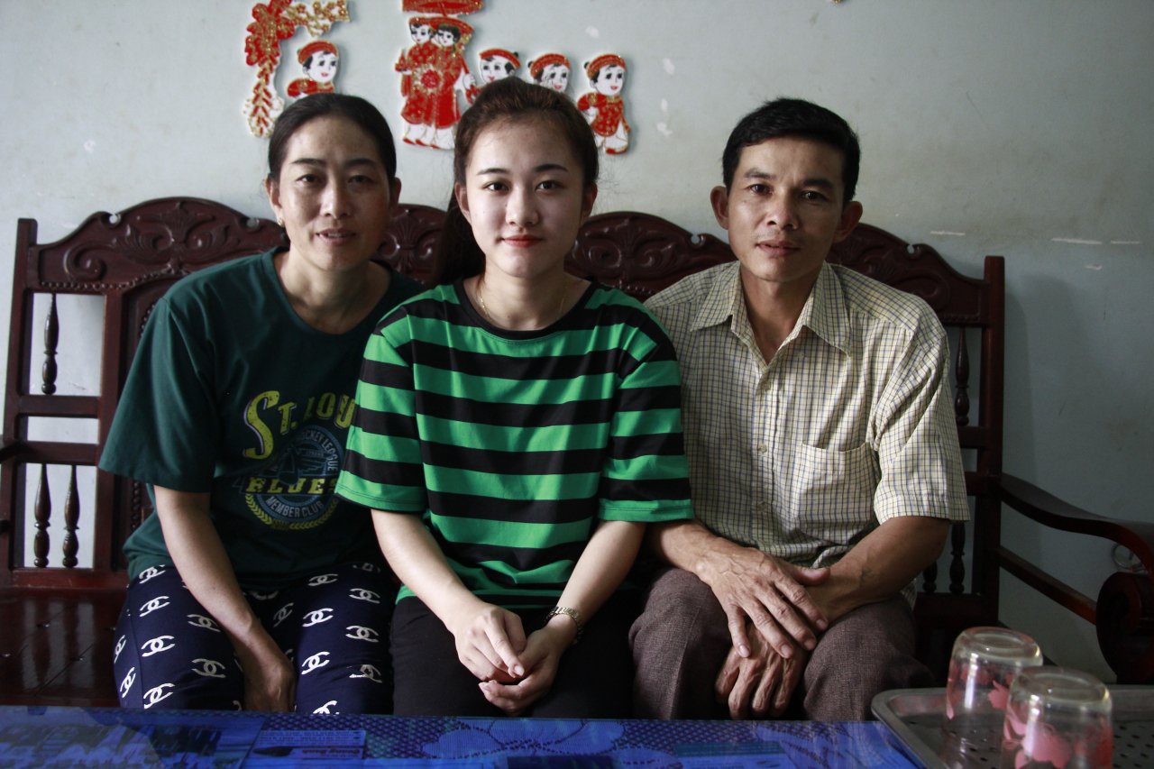 nu-sinh-bi-cua-mot-chan-do-benh-vien-tac-trach-da-thi-dau-truong-dai-hoc-mo-uoc