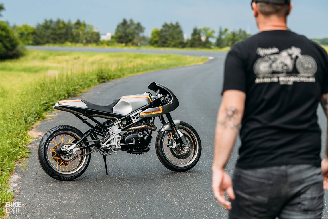 ducati-250-thay-da-doi-thit-voi-phong-cach-moto3