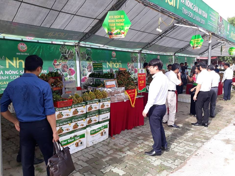 tuan-le-nhan-va-nong-san-an-toan-tinh-son-la-nam-2018-tai-ha-noi